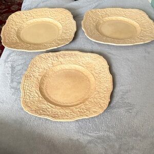 Elegant Royal Cauldron Square Luncheon Plates